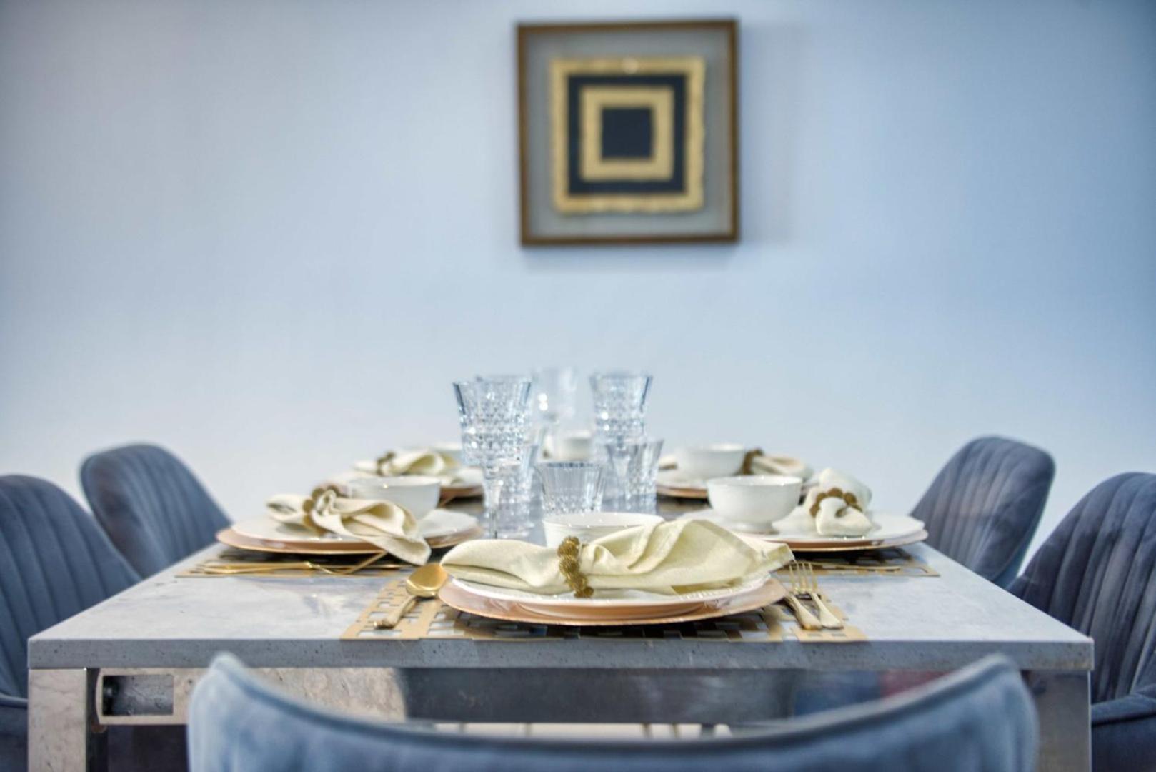 Dream - 3 Bedroom In Sulafa Tower Marina Apartment